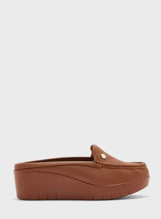Round Shape Flat Moccasins 