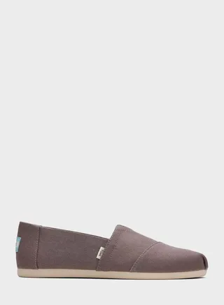 Alpargata Slip Ons 