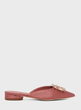 Pointed Toe Flat Sandals