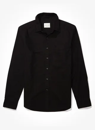 AE Classic Fit Oxford Button-Up Shirt 