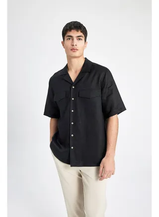 Man Smart Casual Relax Fit Resort Neck Woven Short Sleeve Shirt 