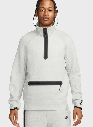 Essential Fleece Sweatshirt 