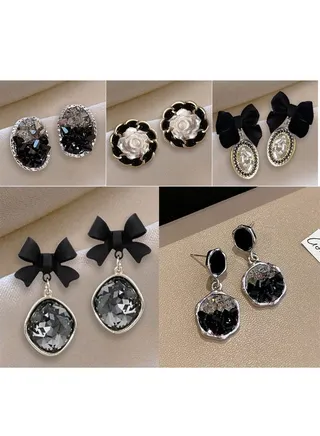 5 Pairs Of Black Earrings For Women -2023 New Butterfly Combination Gold Allergy Resistant Earrings 