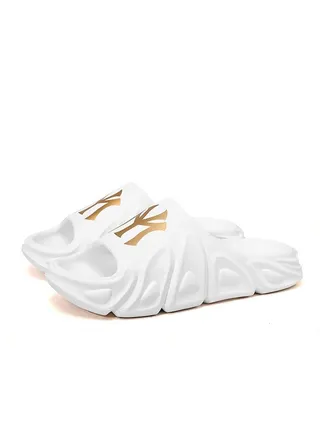New Anti-Skid And Wear-Resistant Soft Sole Casual Sandals Slippers 
