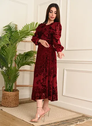 Floral ruffled velvet dress with long sleeves and a belt at the waist, Maroon 