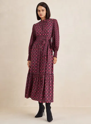 Geometric Print Tiered Maxi Dress with Tie Up 