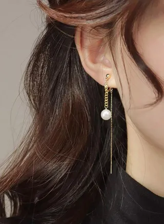 Elegant Gold Plated Earrings 