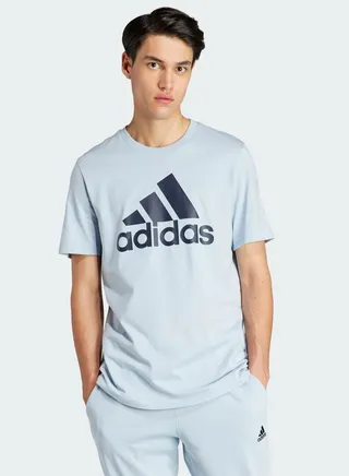 Essential T-Shirt 