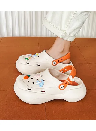 Wear Non Slip Lightweight Perforated Shoes For External Wear 