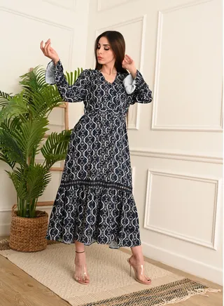 Long elegant dress with long sleeves, multi-colored 