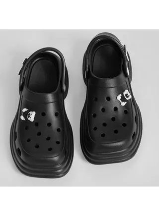 Wear Non Slip Lightweight Perforated Shoes For External Wear 