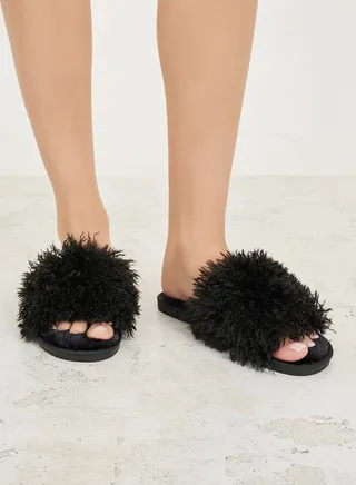 Faux Fur Textured Bedroom Slippers 