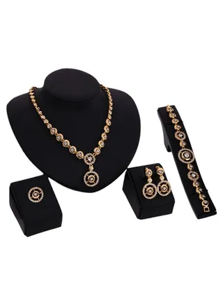4-Piece 18 Karat Gold Jewellery Set 
