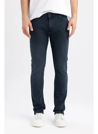 Man Slim Fit Denim Trousers 