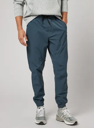 AE 24/7 Tech Jogger 