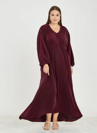 Plus Plisse Maxi Dress with Volume Sleeves 