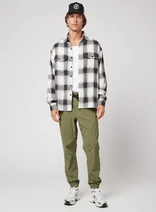 AE 24/7 Tech Jogger 