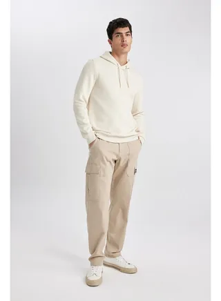 Man Relax Fit Woven Trousers 