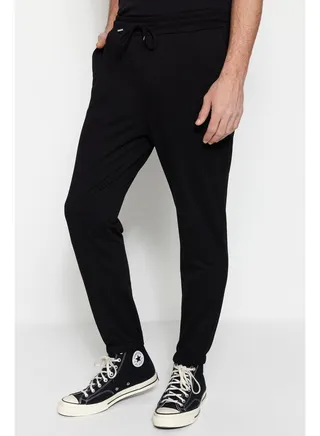 Black Men's Regular/Regular Fit Elastic Leg Sweatpants. 