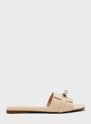 Buckle Detail Flat Sandals