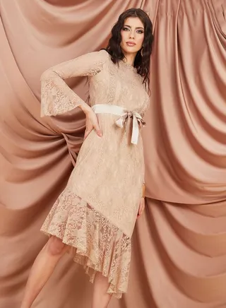 Lace Insert Asymmetric Hem A-Line Midi Dress