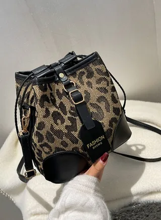 Leopard Printed Casual Ladies Bucket Bundled Bag for Women Cross-body Shoulder Bag 20 x 19 x 12cm 