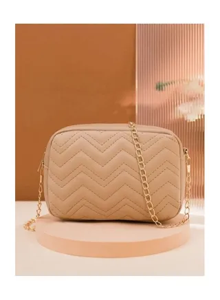 Stylish chain strap bag 
