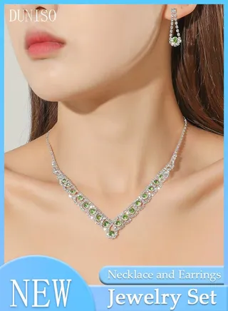 2Piece Jewelry Set With Necklace and Earrings Full Diamond V Neck Necklace Pendant Crystal Earrings Wedding Bridal Bridesmaid Costume Jewelry Set for Women and Girls Dress Accessories 