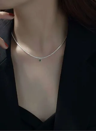 Elegant Silver Plated Sparkling Necklace For Women 