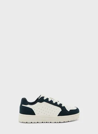 Axel Low Top Sneakers 