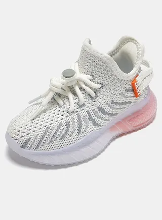 New Breathable Mesh Sports Shoes 