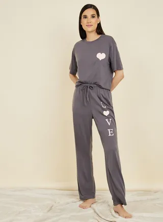 Heart Graphic T-Shirt & Pyjama Set 