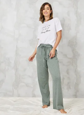 Slogan Printed T-Shirt & Ruffle Waist Pyjama Set
