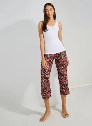 Rib Contrast Placket Vest & Ditsy Floral Capri Set 
