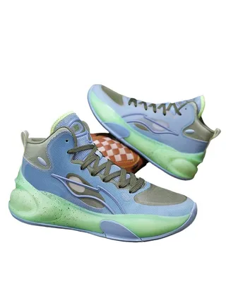 New Breathable and Anti Slip Sports Shoes 