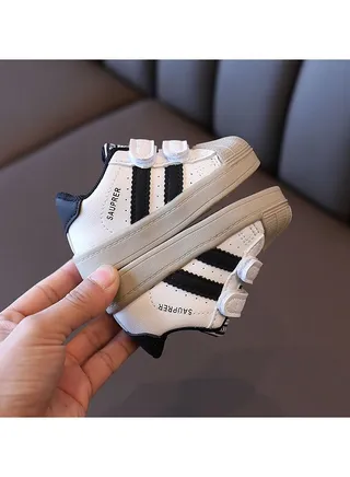 Comfortable Walking Low Top Sneakers 