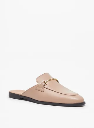Womens Solid Slip-On Mules With Metal Accent 