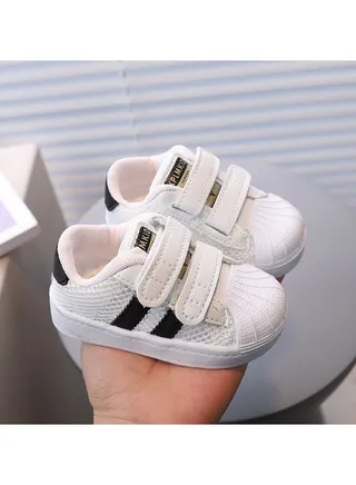 Comfortable Walking Low Top Sneakers 