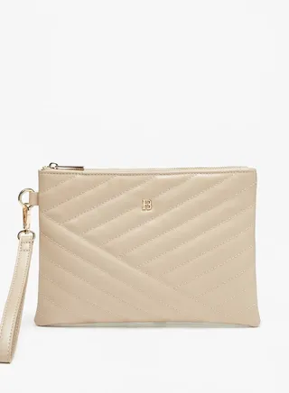 Women Quilted Wallet With Wristlet Strap And Zip Closure