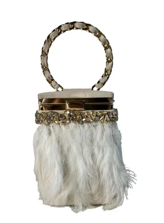 Ring Feather Box Clutc 