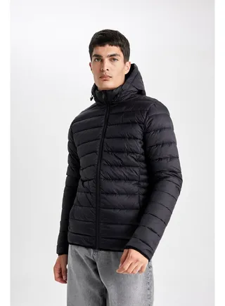 Man Slim Fit Hooded Coat 