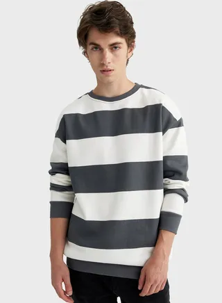 Color Block Sweatshirt