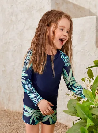 Girl's Swimwear Suit sleeves blouse and shorts Two Pieces for Kids Swimming at Sea, Beach and Pool 