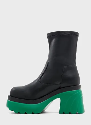Aaryana Ankle Boots 