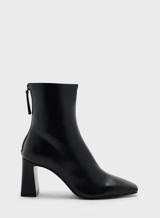 Limo Ankle Boots 
