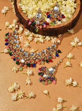 Gold Plated Kundan Beaded Necklace, Earrings and Maang Tikka Set
