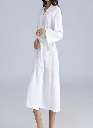 Light Weight and Quick Drying  Bathrobe Standard Size 