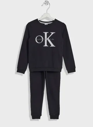 Boys Text Printed Sweatshirt And Jogger Set