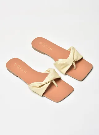 Ruched Pattern Strap Flat Sandals Beige 