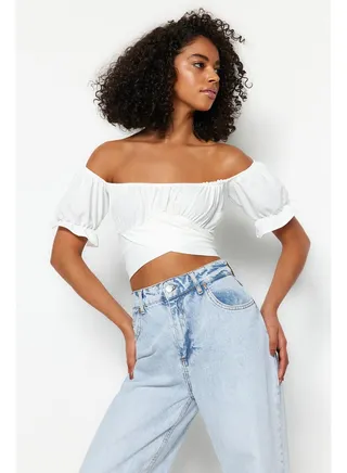Ecru Tie Detailed Carmen Collar Woven Blouse TWOSS21BZ0797 
